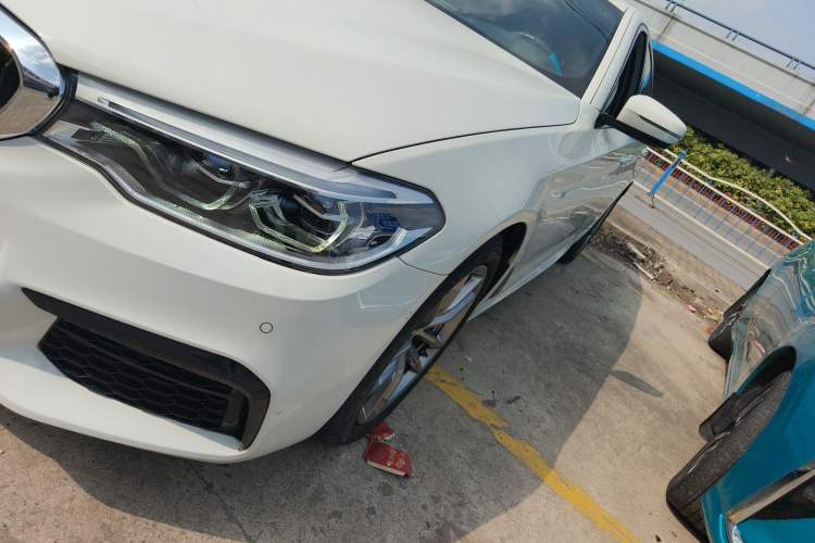 Used BMW 5 Series 2020 525i M Sport Package Left Front Headlight