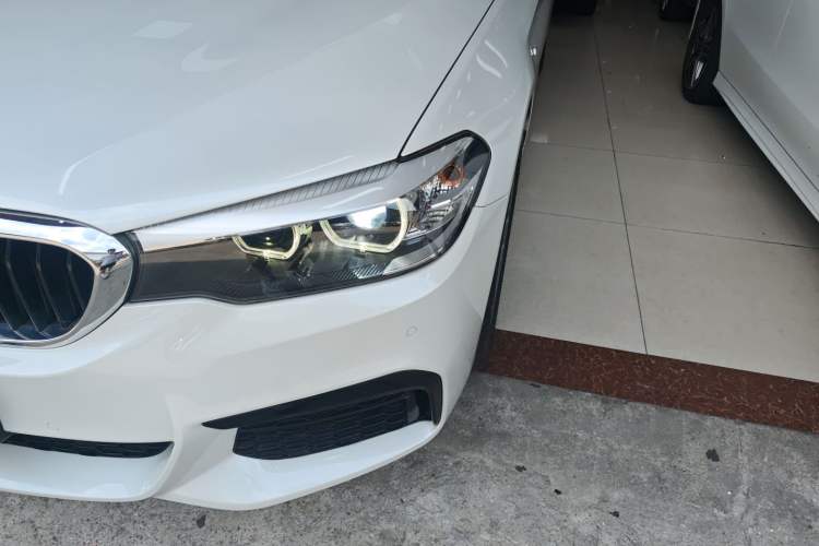 Used BMW 5 Series 2020 525Li M Sport Package Left Front Headlight