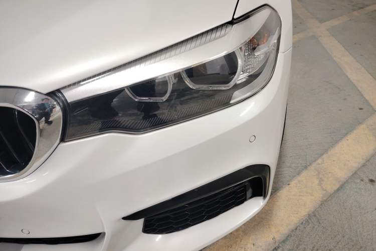 Used BMW 5 Series 2020 525Li M Sport Package Left Front Headlight