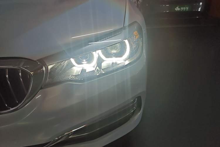 Used BMW 5 Series 2020 525Li Luxury Package Left Front Headlight