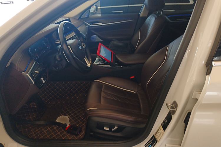 Used BMW 5 Series 2020 530Li Leading Edition Luxury Package Left Front Seat