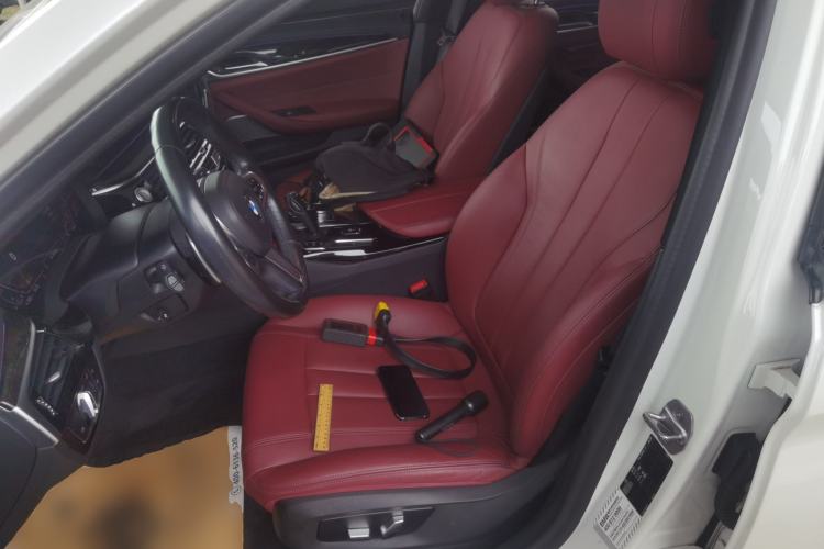 Used BMW 5 Series 2020 530Li Leading Model M Sport Package Left Front Seat