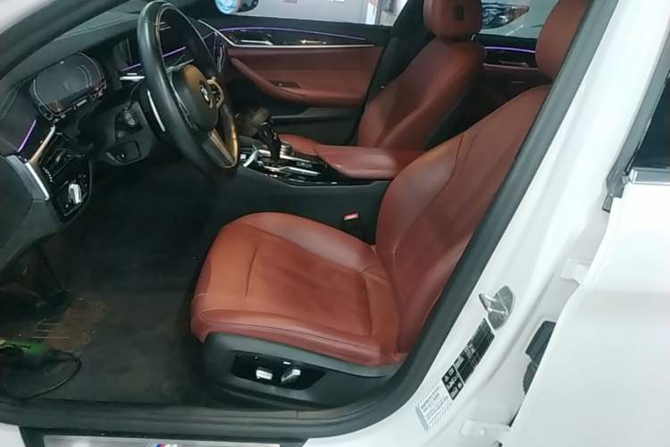 Used BMW 5 Series 2020 530Li xDrive M Sport Package Left Front Seat