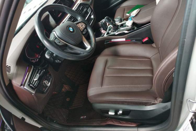 Used BMW 5 Series 2020 525Li Luxury Package Left Front Seat