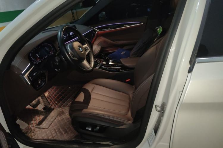 Used BMW 5 Series 2020 525Li M Sport Package Left Front Seat