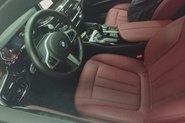 Used BMW 5 Series 2020 530Li xDrive M Sport Package Left Front Seat