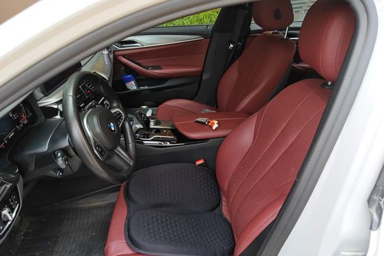 Used BMW 5 Series 2020 530Li Luxury Edition M Sport Package Left Front Seat