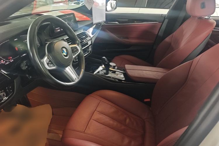 Used BMW 5 Series 2020 530Li Luxury Edition M Sport Package Left Front Seat