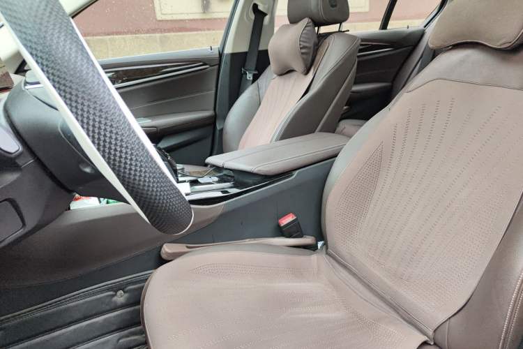 Used BMW 5 Series 2020 525Li Luxury Package Left Front Seat