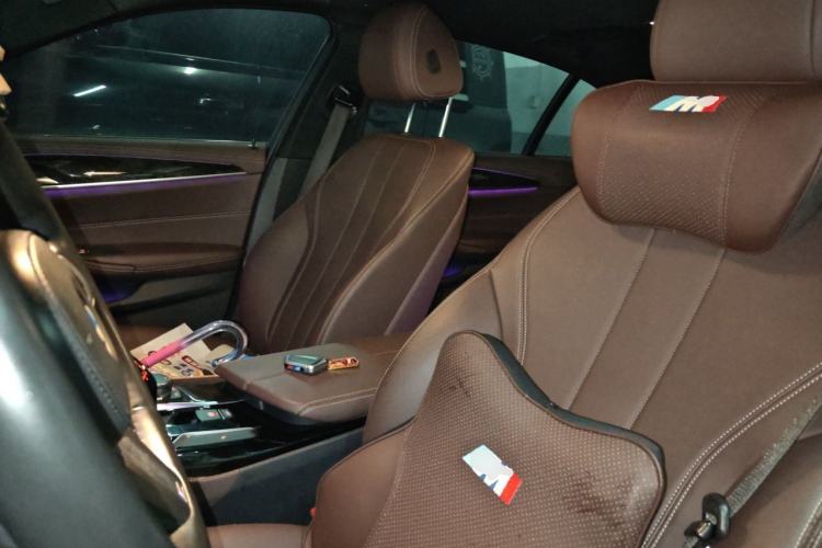 Used BMW 5 Series 2020 525Li M Sport Package Left Front Seat