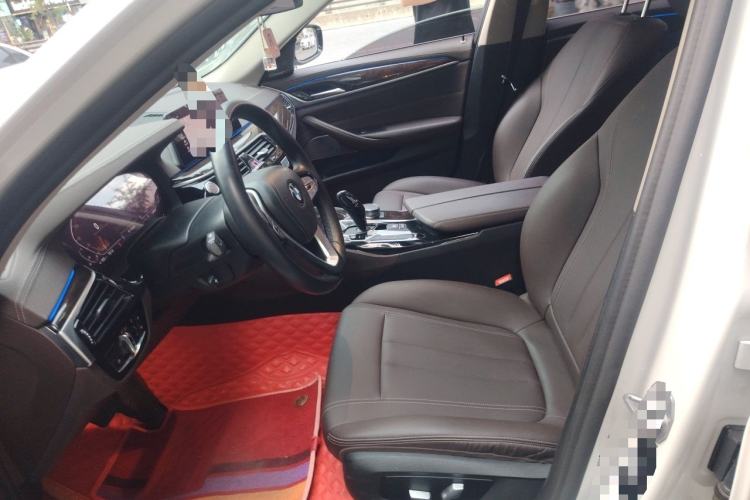 Used BMW 5 Series 2020 525Li Luxury Package Left Front Seat