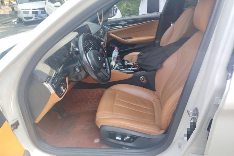 Used BMW 5 Series 2020 530Li Leading Model M Sport Package Left Front Seat