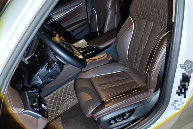 Used BMW 5 Series 2020 530Li xDrive Luxury Package Left Front Seat