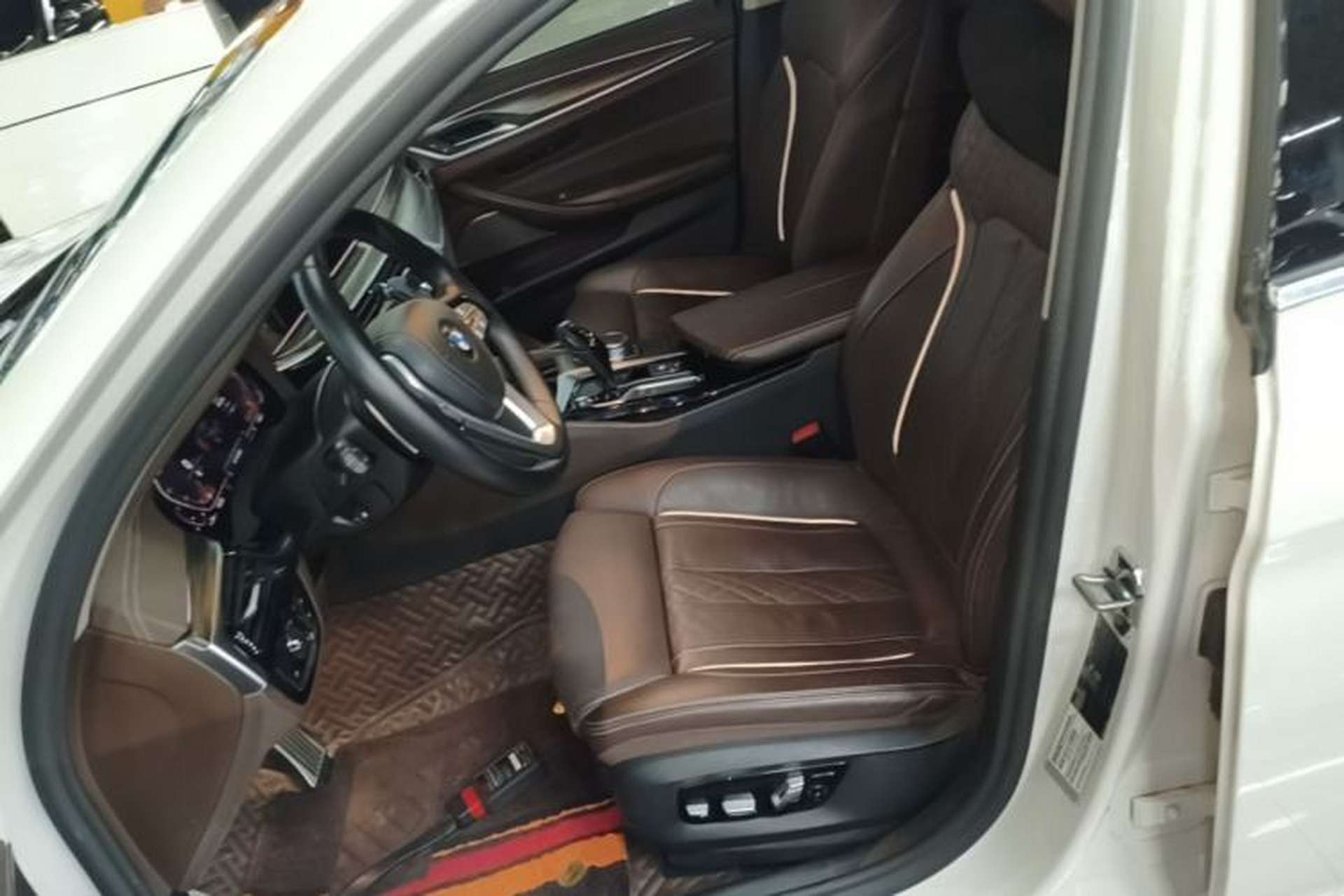 Used BMW 5 Series 2020 530Li Luxury Edition Premium Package Left Front Seat