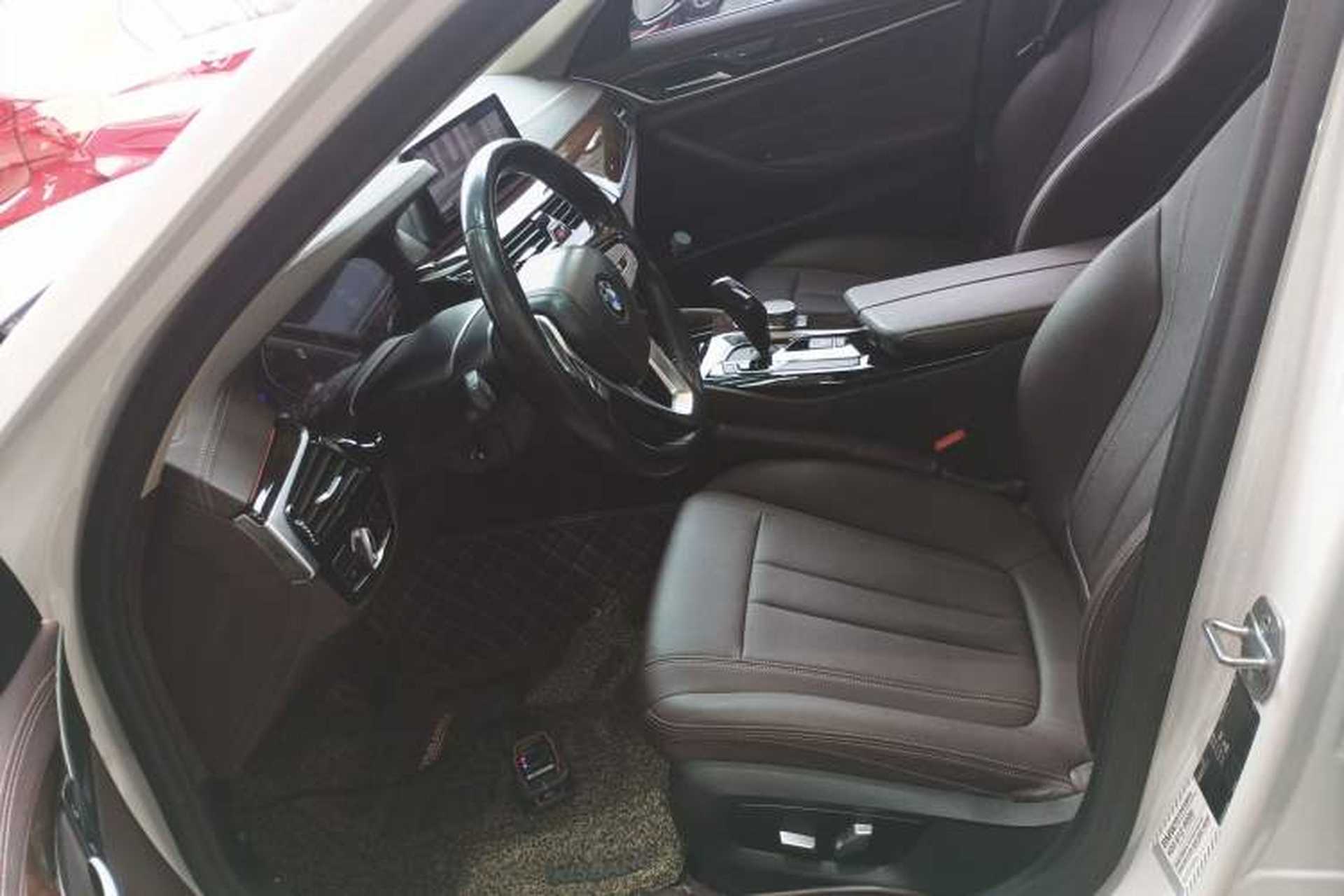 Used BMW 5 Series 2020 525Li Luxury Package Left Front Seat