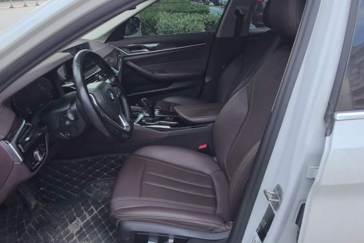 Used BMW 5 Series 2020 525Li Luxury Package Left Front Seat