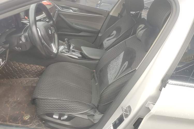 Used BMW 5 Series 2020 525Li Luxury Package Left Front Seat