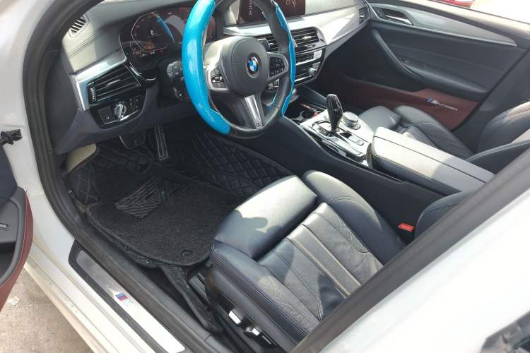 Used BMW 5 Series 2020 525i M Sport Package Left Front Seat