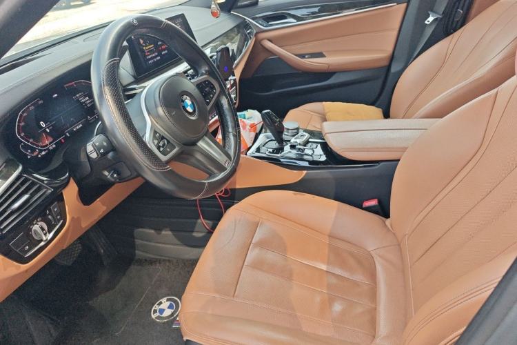 Used BMW 5 Series 2020 530Li Luxury Edition M Sport Package Left Front Seat