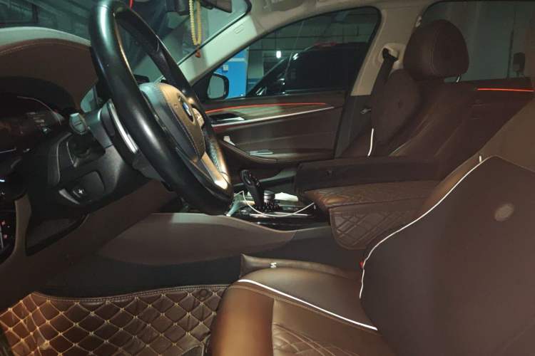 Used BMW 5 Series 2020 530Li Leading Edition Luxury Package Left Front Seat