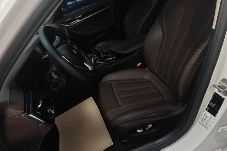 Used BMW 5 Series 2020 525Li Luxury Package Left Front Seat