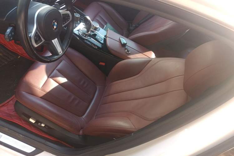 Used BMW 5 Series 2020 530Li Leading Model M Sport Package Left Front Seat