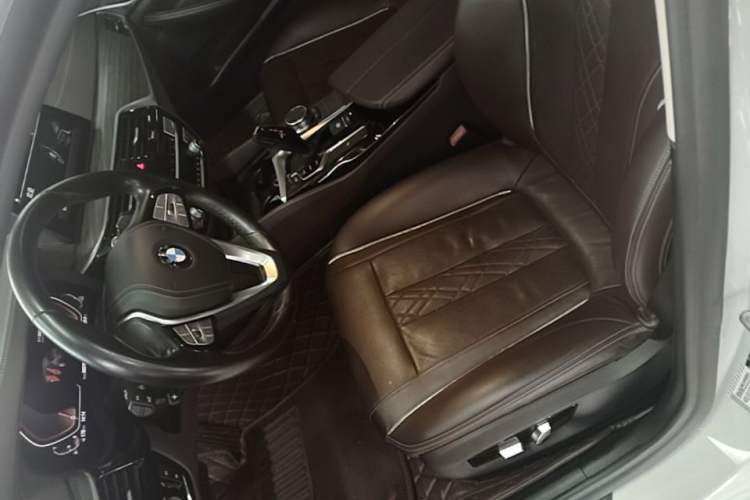 Used BMW 5 Series 2020 530Li Leading Edition Luxury Package Left Front Seat