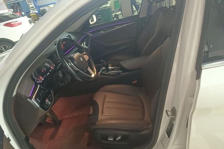 Used BMW 5 Series 2020 525Li Luxury Package Left Front Seat