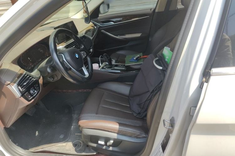 Used BMW 5 Series 2020 525Li Luxury Package Left Front Seat