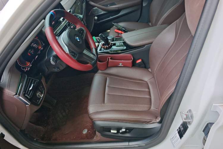 Used BMW 5 Series 2020 525Li M Sport Package Left Front Seat