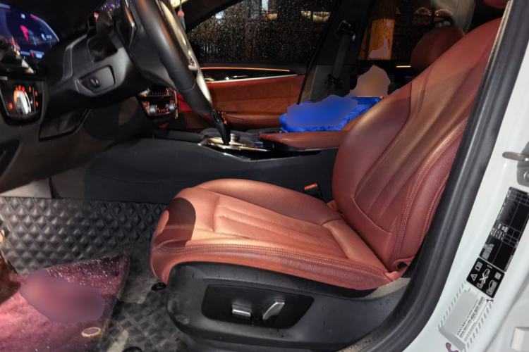 Used BMW 5 Series 2020 530Li xDrive M Sport Package Left Front Seat