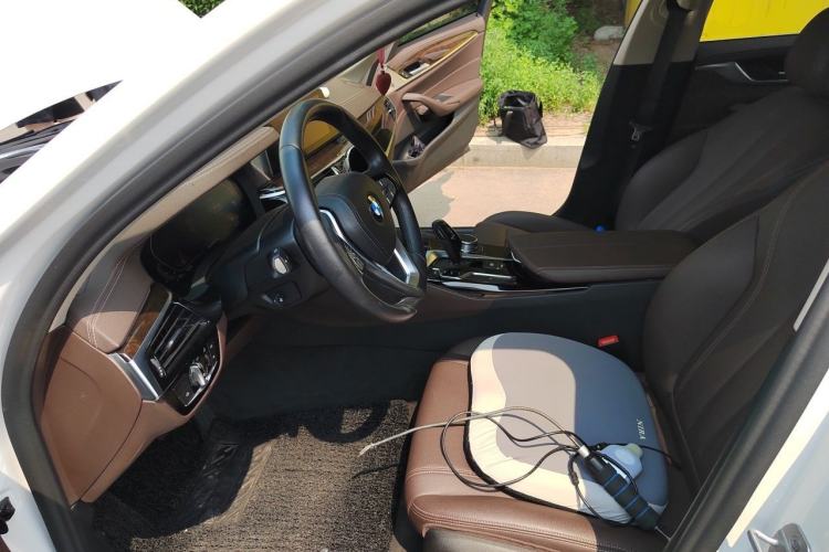 Used BMW 5 Series 2020 525Li Luxury Package Left Front Seat