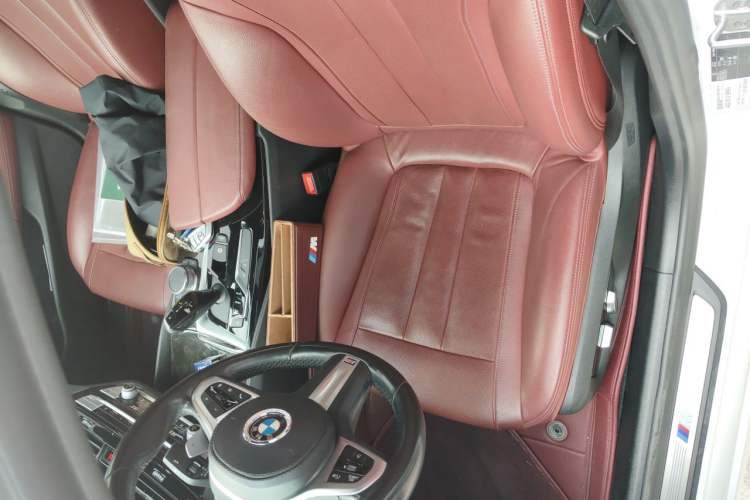 Used BMW 5 Series 2020 530Li Luxury Edition M Sport Package Left Front Seat