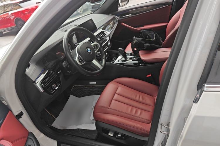 Used BMW 5 Series 2020 530Li Leading Model M Sport Package Left Front Seat