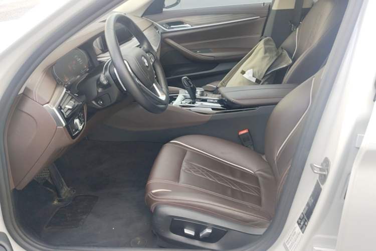 Used BMW 5 Series 2020 530Li xDrive Luxury Package Left Front Seat