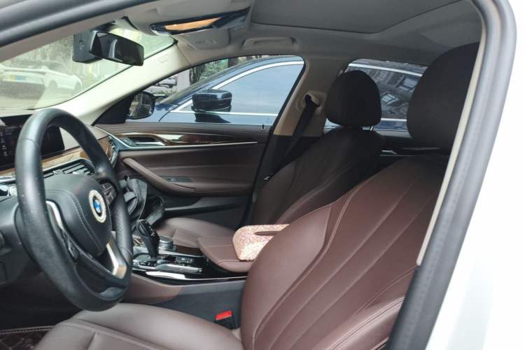 Used BMW 5 Series 2020 525Li Luxury Package Left Front Seat
