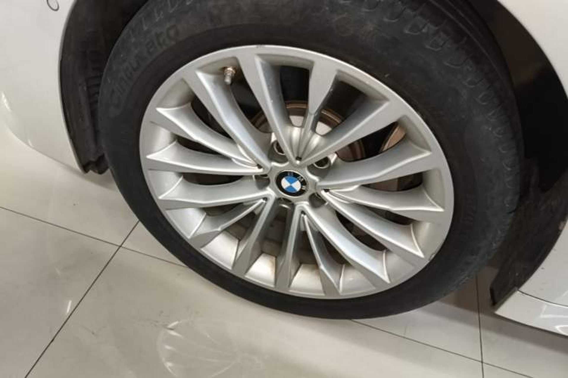 Used BMW 5 Series 2020 530Li Luxury Edition Premium Package Left Front Wheel Hub