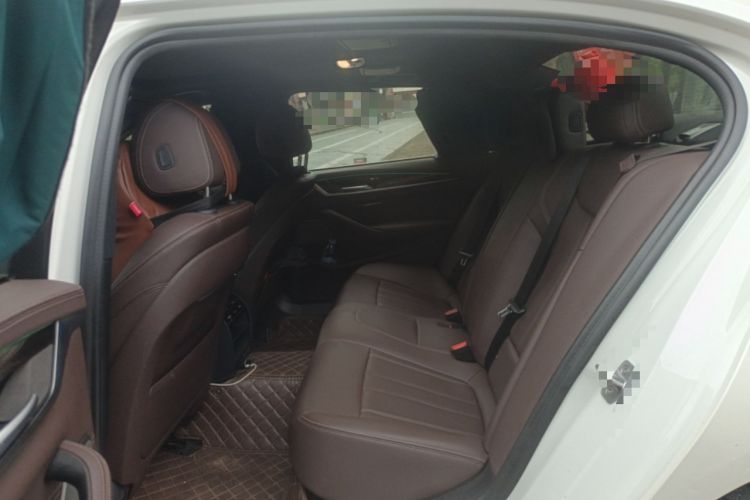 Used BMW 5 Series 2020 525Li M Sport Package Left Rear Seat