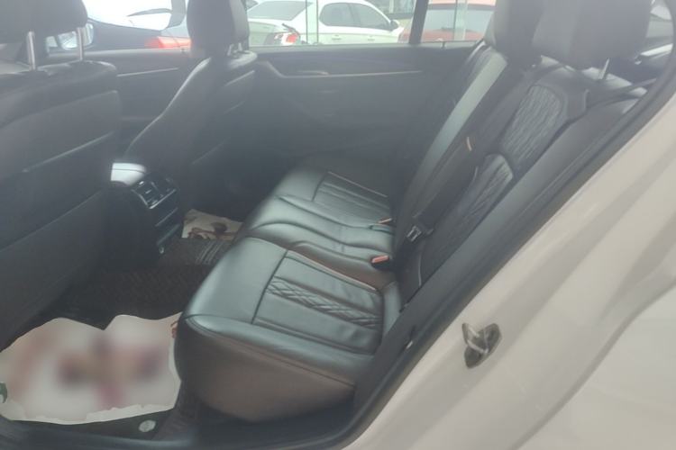 Used BMW 5 Series 2020 530Li Leading Edition Luxury Package Left Rear Seat
