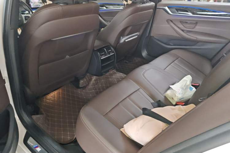 Used BMW 5 Series 2020 525Li M Sport Package Left Rear Seat