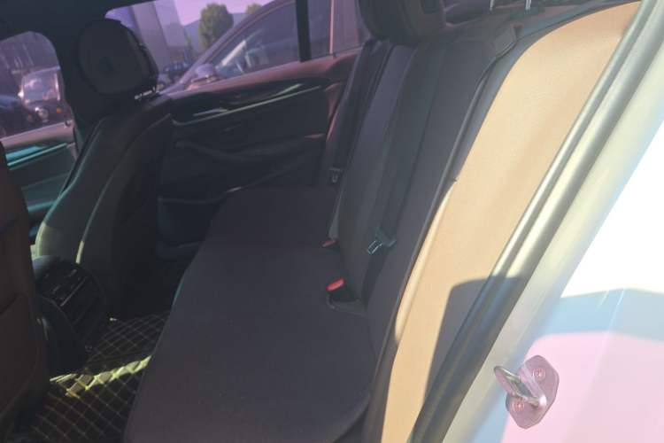 Used BMW 5 Series 2020 525Li M Sport Package Left Rear Seat