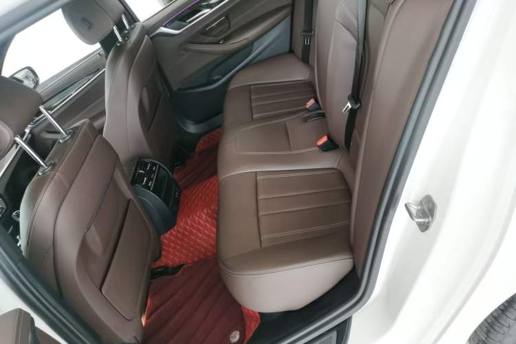 Used BMW 5 Series 2020 525Li M Sport Package Left Rear Seat