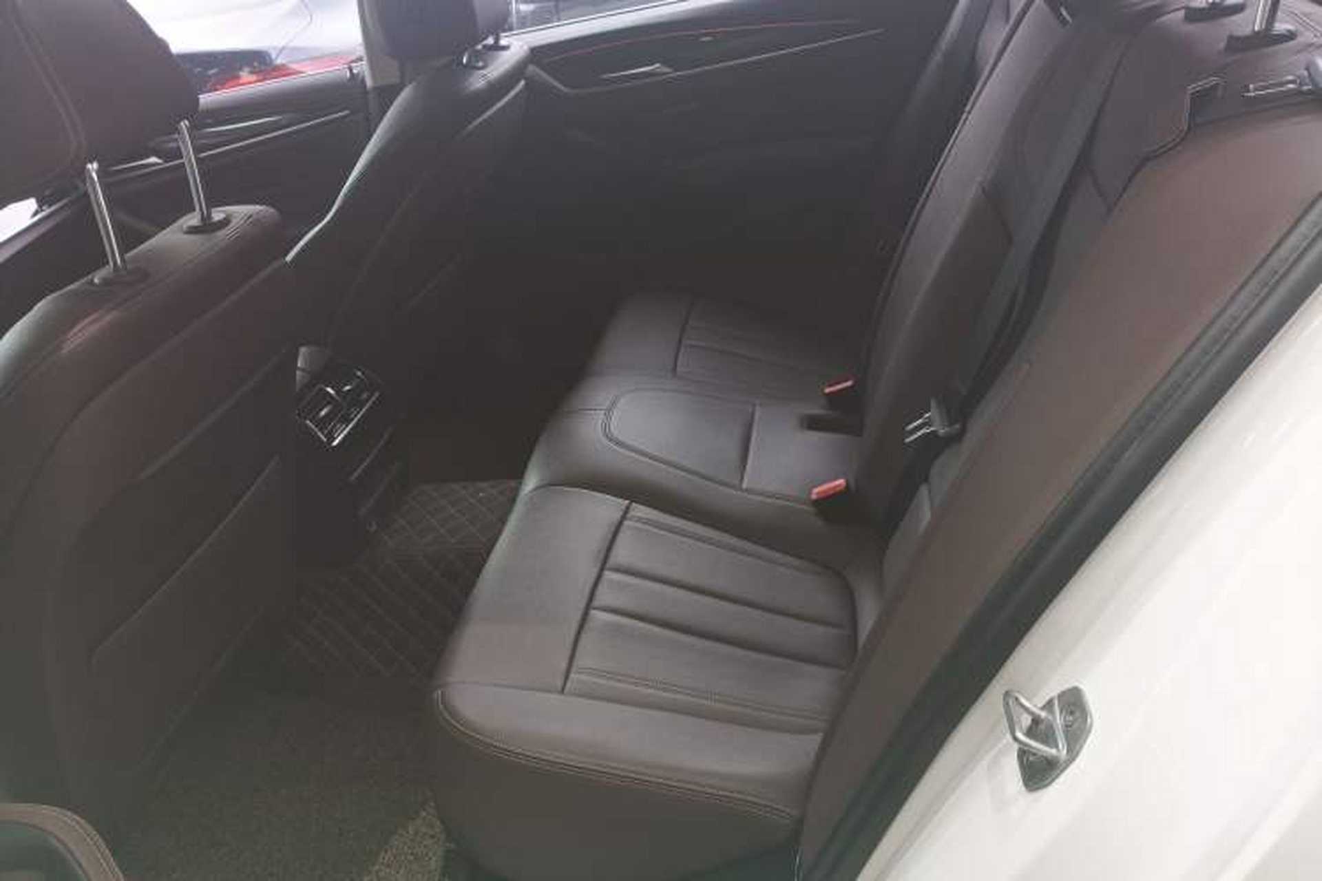 Used BMW 5 Series 2020 525Li Luxury Package Left Rear Seat