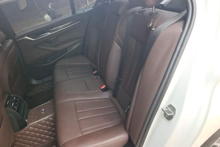 Used BMW 5 Series 2020 525Li M Sport Package Left Rear Seat