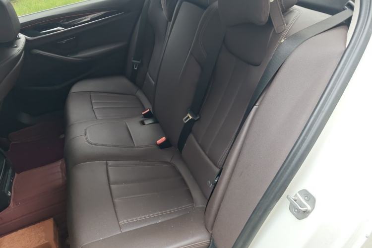 Used BMW 5 Series 2020 525Li Luxury Package Left Rear Seat