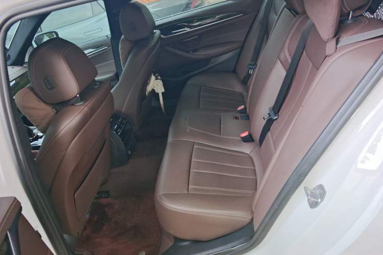 Used BMW 5 Series 2020 525Li M Sport Package Left Rear Seat