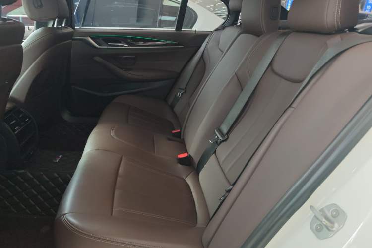 Used BMW 5 Series 2020 525Li M Sport Package Left Rear Seat