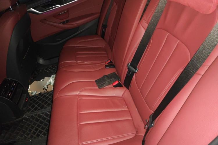 Used BMW 5 Series 2020 530Li Leading Model M Sport Package Left Rear Seat