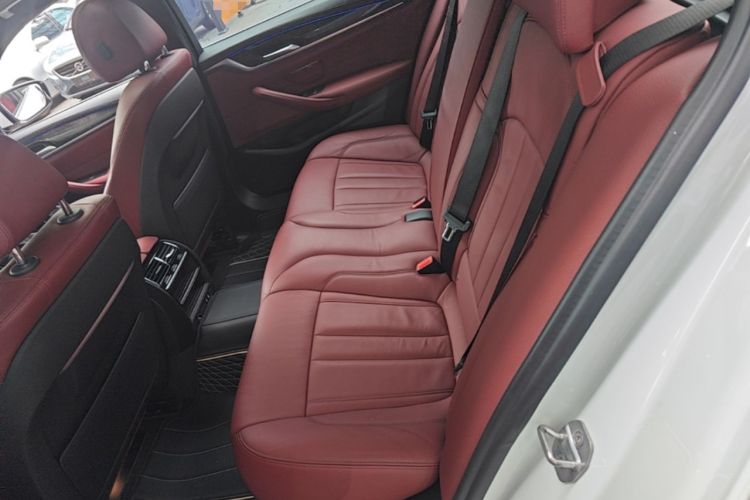 Used BMW 5 Series 2020 530Li Leading Model M Sport Package Left Rear Seat