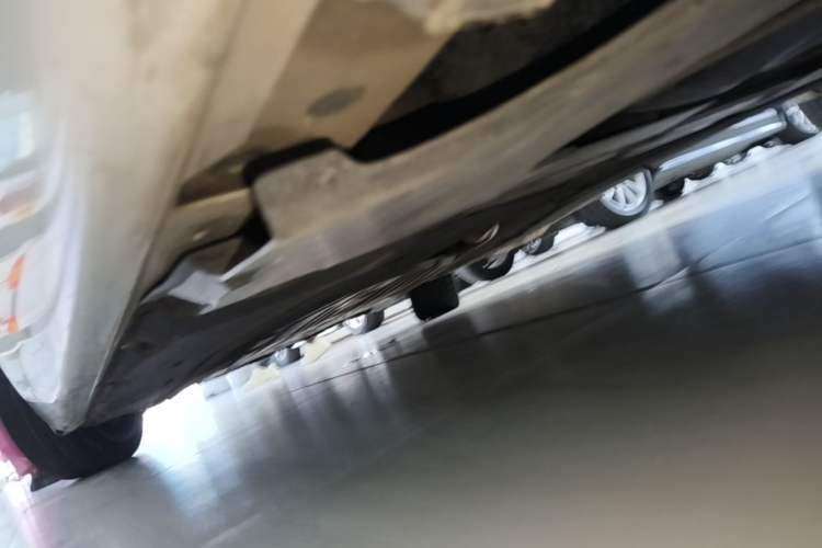 Used BMW 5 Series 2020 530Li Leading Model M Sport Package Left Side Sill